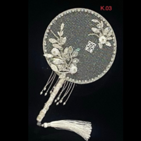 Quạt Tay Đẹp Màu Trắng Mẫu K.03