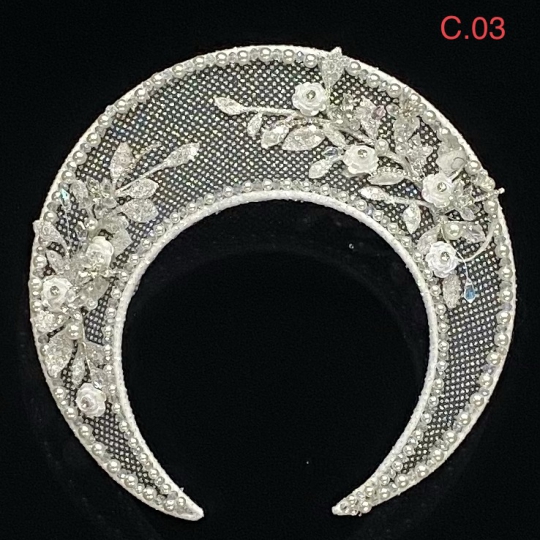 Mấn đội đầu - C.03