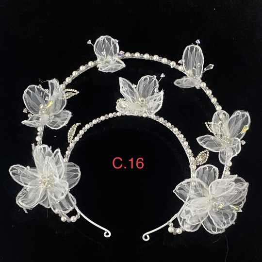 Mấn đội đầu - C16
